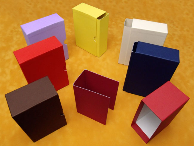 Fabricant de Coffrets fourreaux à livre / Fourreaux montés rigide