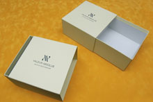 Packaging carton à tiroir ou à glissière